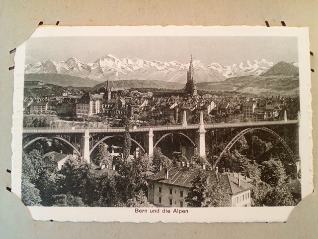 /Switzerland/CH_Place_1900-1949_Bern und die Alpen.jpg